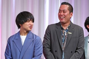 エバース・佐々木隆史（左）町田和樹