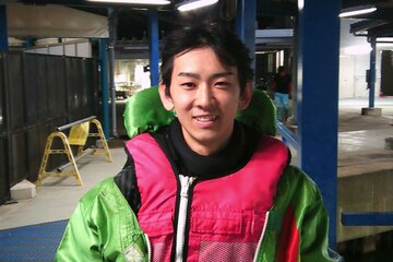 野村羽玖