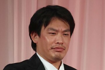 箕輪厚介氏