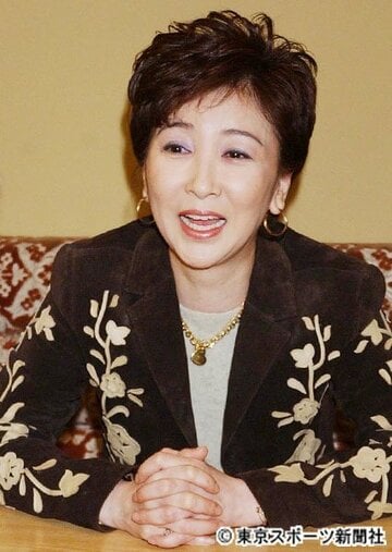  かつて本紙の取材に笑顔で答えた桂（２００６年１２月）