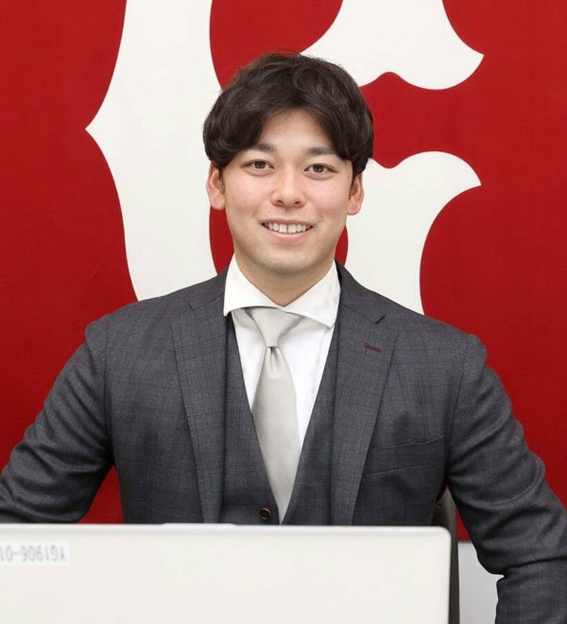  契約を更改した巨人・高梨（球団提供）
