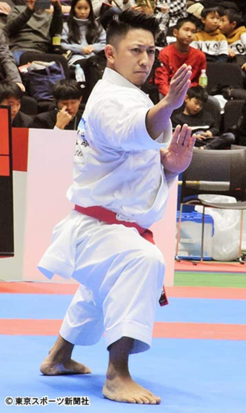  空手形の第一人者、喜友名の技は破壊力抜群だという