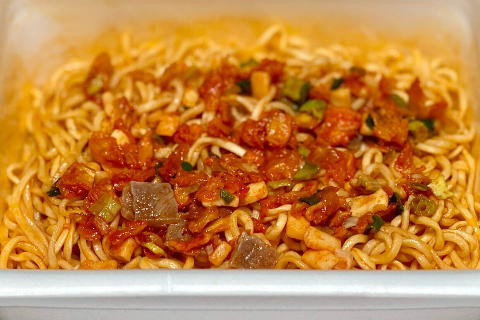 キムチ鍋の素で味付けした感じ？
