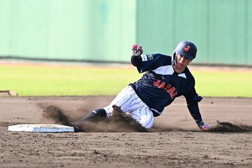 侍ジャパンの秋季練習で使用された拡大ベース