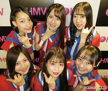  後列左から大葉みらい、藤咲まりな、花城玲奈、前列左から大島向葵、田仲笑茉、平松聖菜