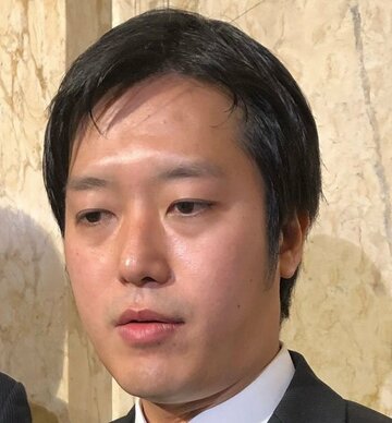  丸山穂高氏