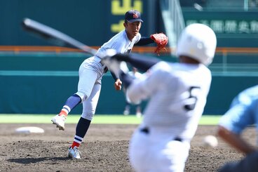 昨夏覇者・沖縄尚学打線をねじ伏せた横浜・織田翔希