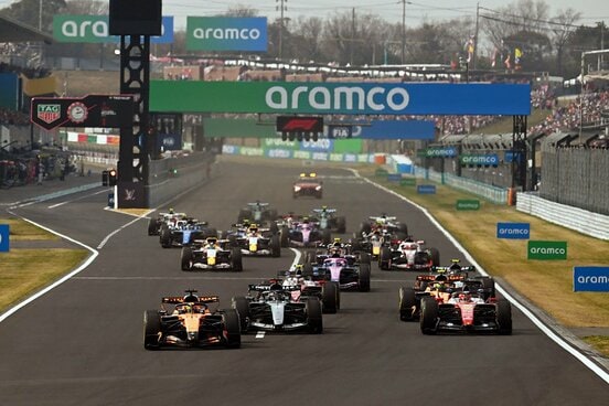 F1日本グランプリのスタートシーン(カメラ・秋山昌輝)