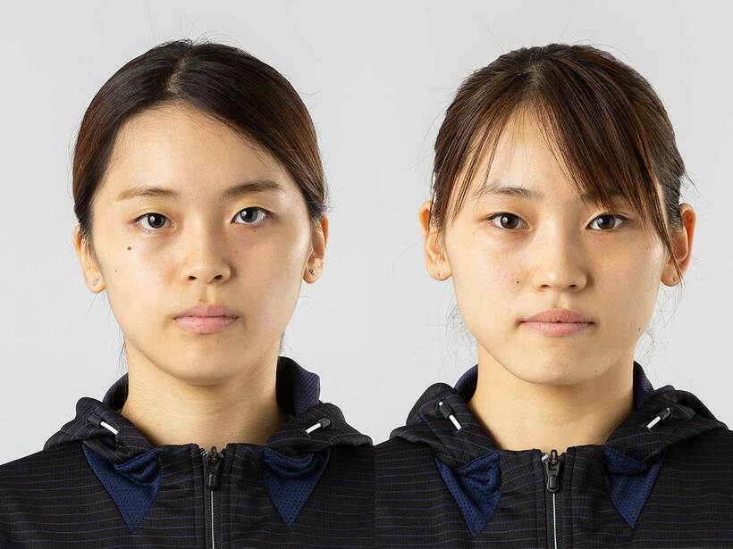  女子フルーレ代表の東莉央（左）と東晟良（日本フェンシング協会提供）