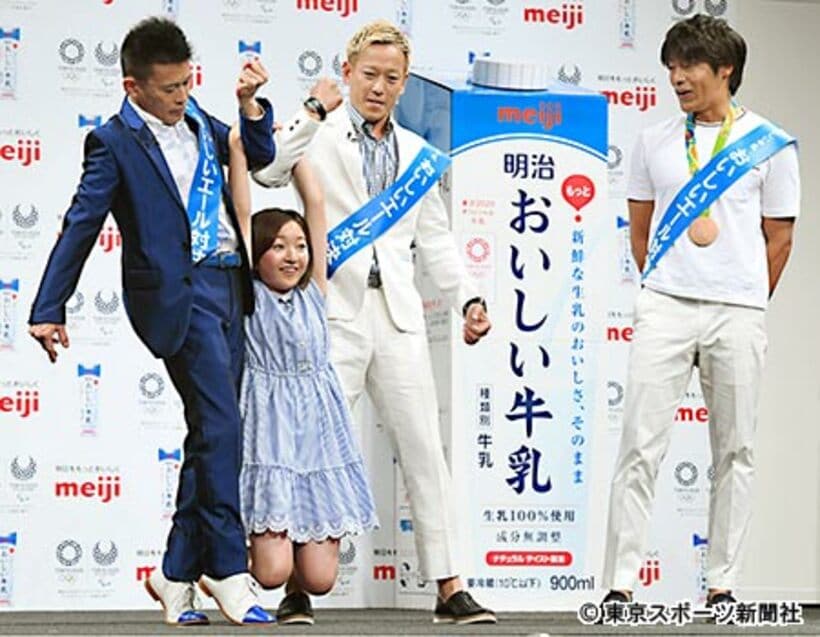  左から柳沢慎吾、谷花音、じゅんいちダビッドソン、羽根田卓也