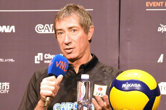 ロラン・ティリ監督