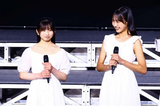 新メンバーの（左から）井上春華、弓桁朱琴