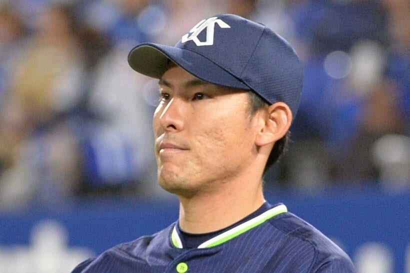 勝利投手の権利を得てマウンドを降りたヤクルト・高梨裕稔だが…