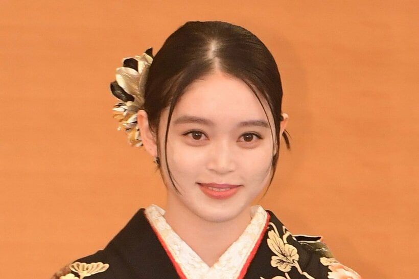 髙石あかり