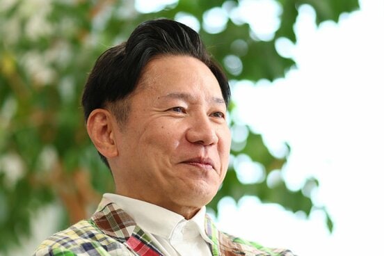 パパになったオモロ―山下