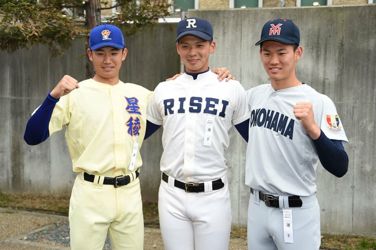 左から星稜・奥川恭伸(ヤクルト)と履正社・井上広大(ロッテ)、横浜・及川雅貴(阪神)＝2019年