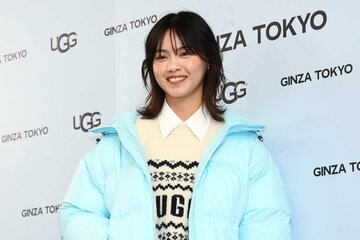 ダウンジャケットを着て登場した西野七瀬
