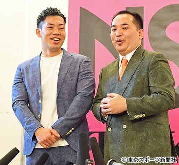  ＮＳＣの学生を前に語ったミルクボーイの駒場（左）、内海
