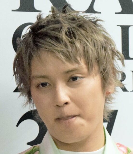 手越祐也