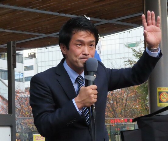  猛省した小川氏（東スポWeb）