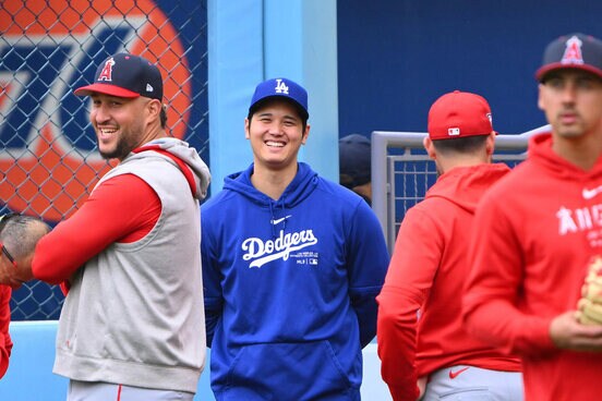 エンゼルスナインと笑顔の大谷