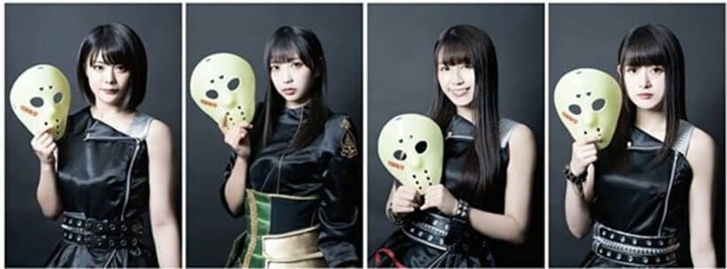  Ｚｏｏｍ生演劇「オンラインノミ」に出演する仮面女子（左から川村虹花、月野もあ、楠木まゆ、涼邑芹）