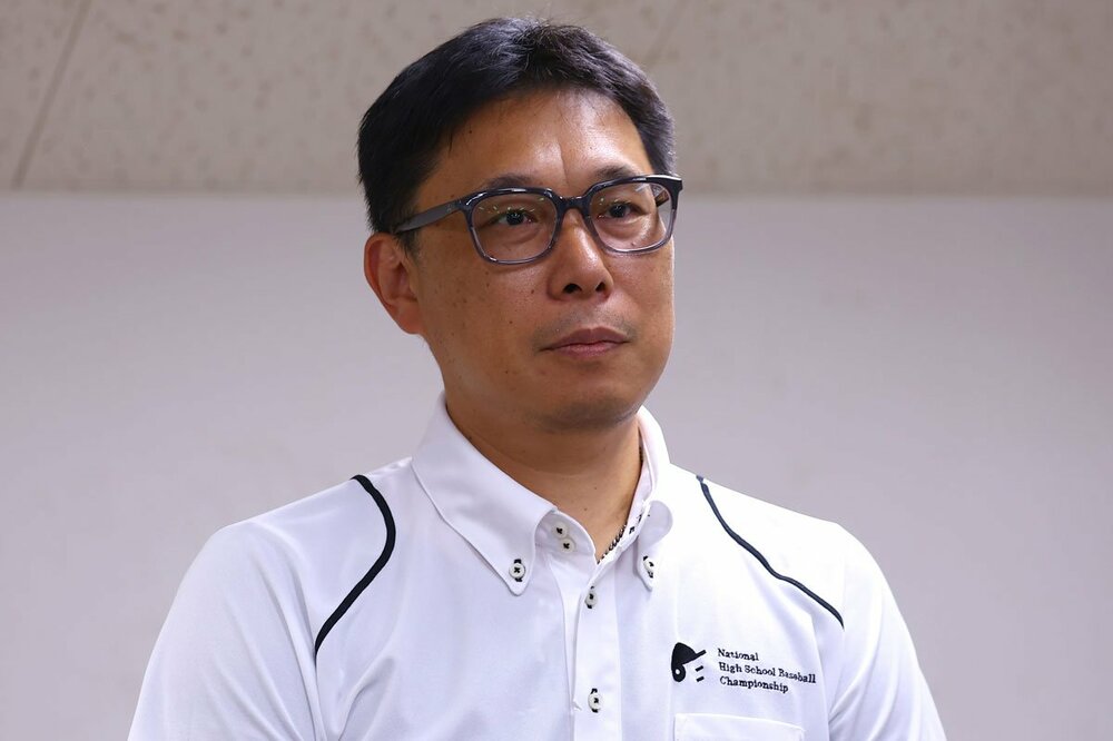 日本高野連の井本亘事務局長