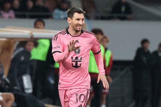 神戸との親善試合で後半１５分から途中出場したメッシ