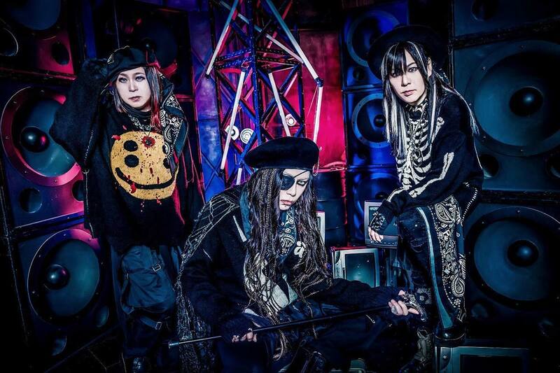 PENICILLIN（PHOTO：菅沼剛弘）