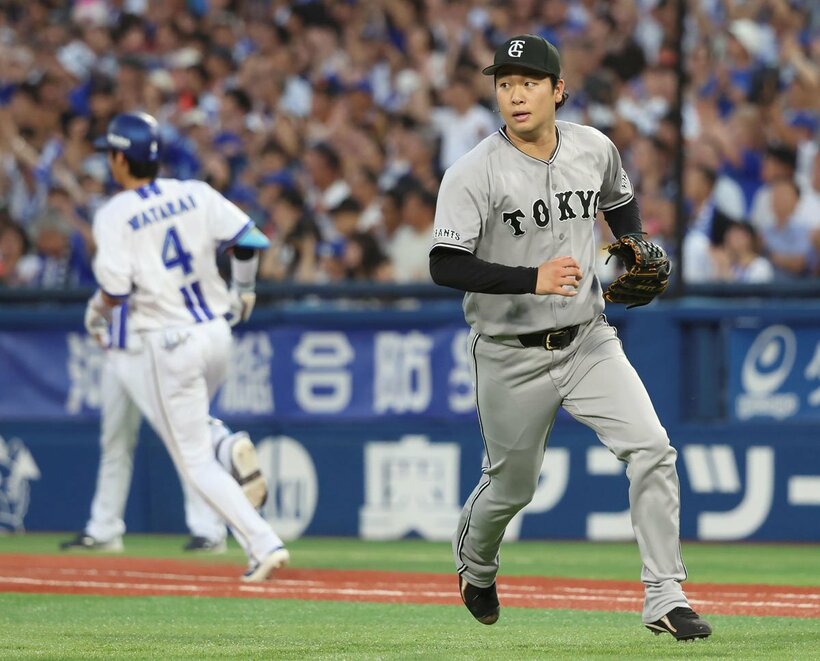 ２回、度会の適時打でリードを広げられた山崎伊織