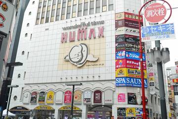 新宿FACEが入っているビル