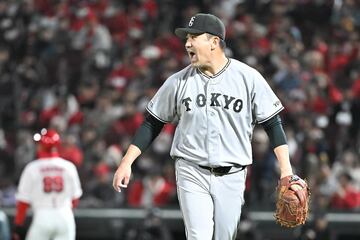 ４回裏を無失点で抑え、吠える田中将大