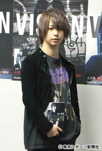 写真：「SuG」ボーカル武瑠 バンドの無期限活動休止は「お互いが