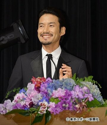  倉科カナとの熱愛が報じられた竹野内豊