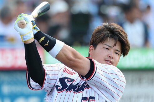 村上宗隆のMLB争奪戦キーマンに「高津監督」浮上 古巣Wソックス