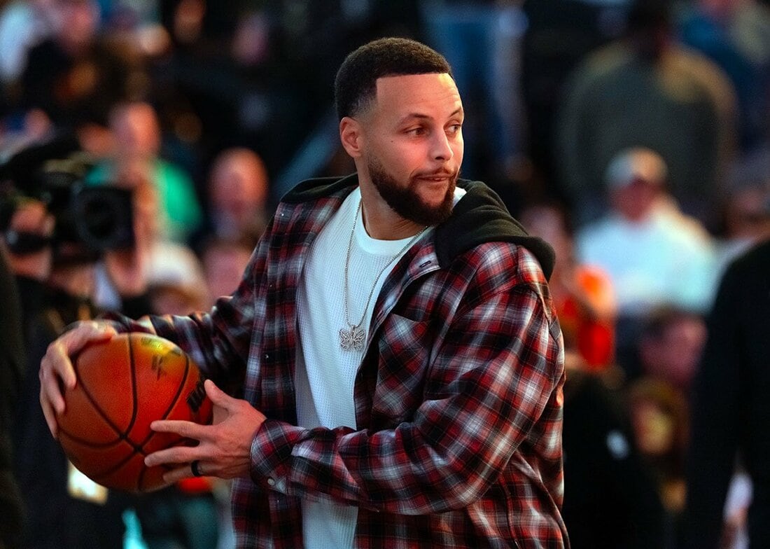 ＮＢＡ選手のステフィン・カリー（ロイター）
