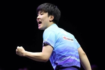 2試合連続ストレート勝ちを決めた張本智和