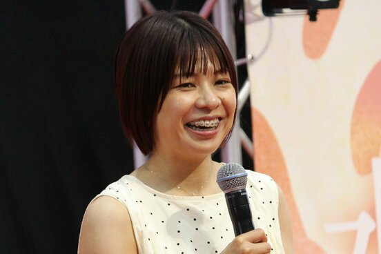 山田理央