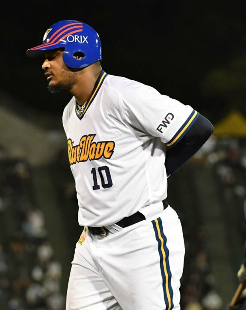  腰の違和感で登録抹消となったオリックス・ジョーンズ