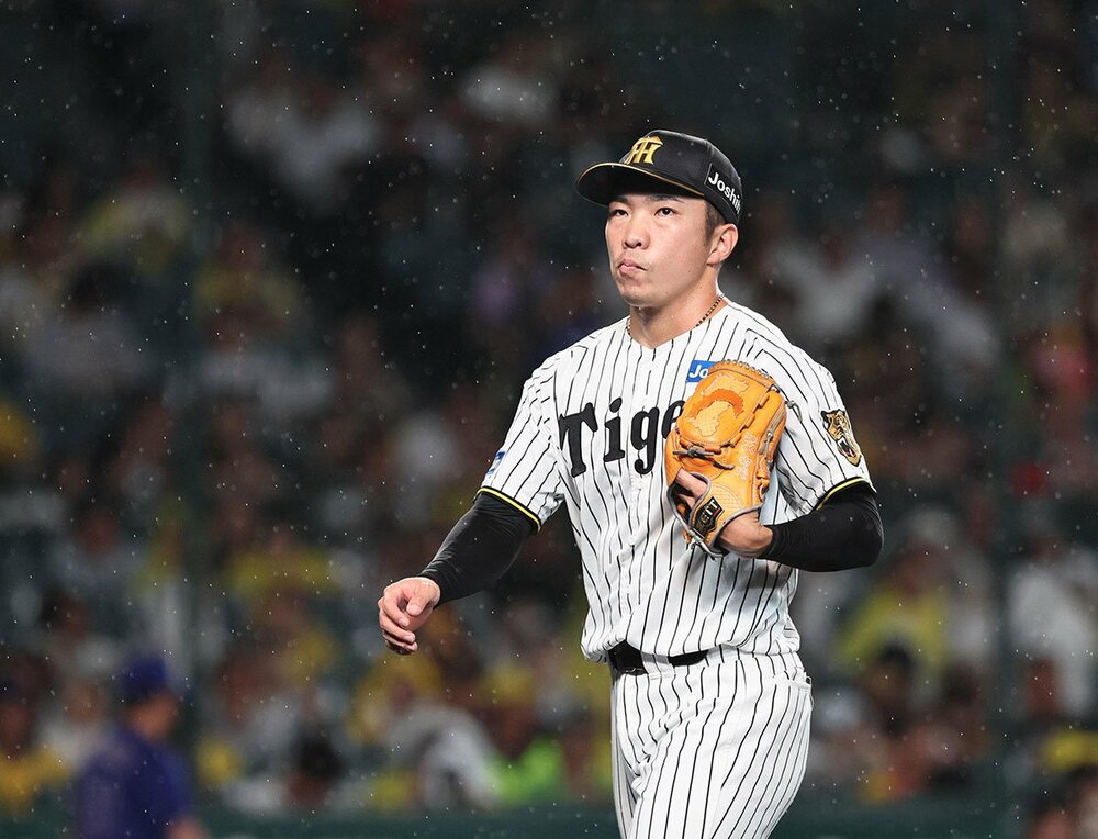 ６回に登板し、無失点記録が途絶えてしまった阪神・石井大智