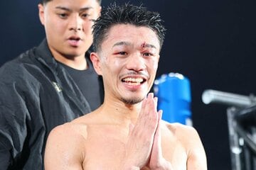 左目が痛々しい中谷潤人