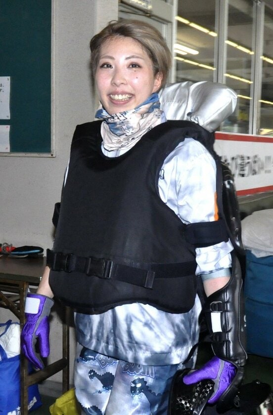  高田ひかる