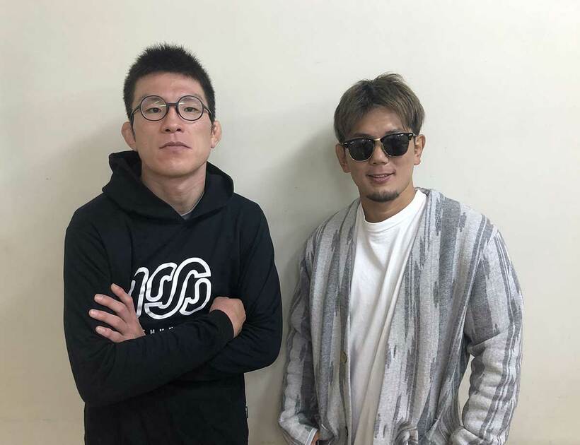  激論を交わした青木（左）と皇治（東スポWeb）