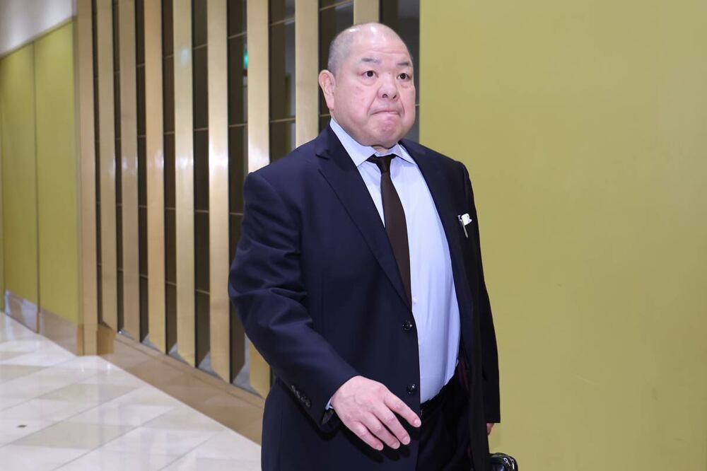 臨時理事会を終えた八角理事長