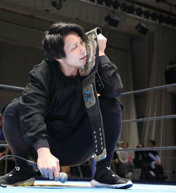 試合開始前のリングに登場したＹＯＨ