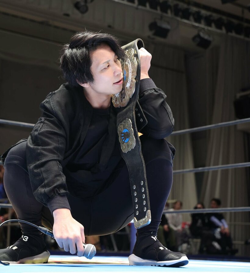 試合開始前のリングに登場したＹＯＨ