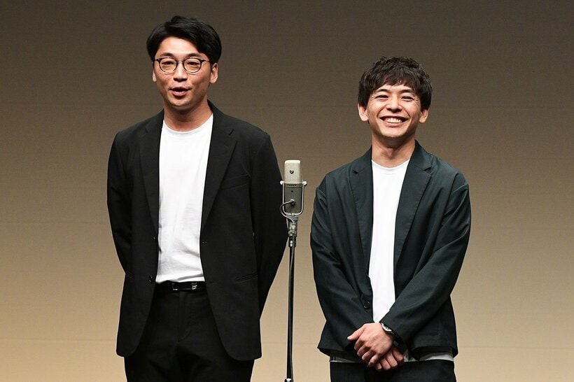 さや香の新山（左）と石井