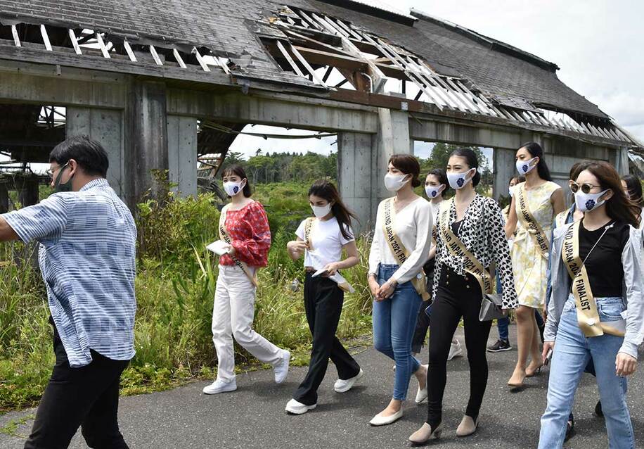  福島・大熊町の「帰還困難区域」を視察したミス・グランド・ジャパンのファイナリストたち