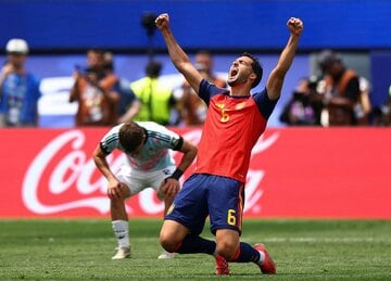 決勝ゴールを決めたミケル・メリノ（ロイター）