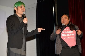  品川ヒロシ（左）とロバート秋山